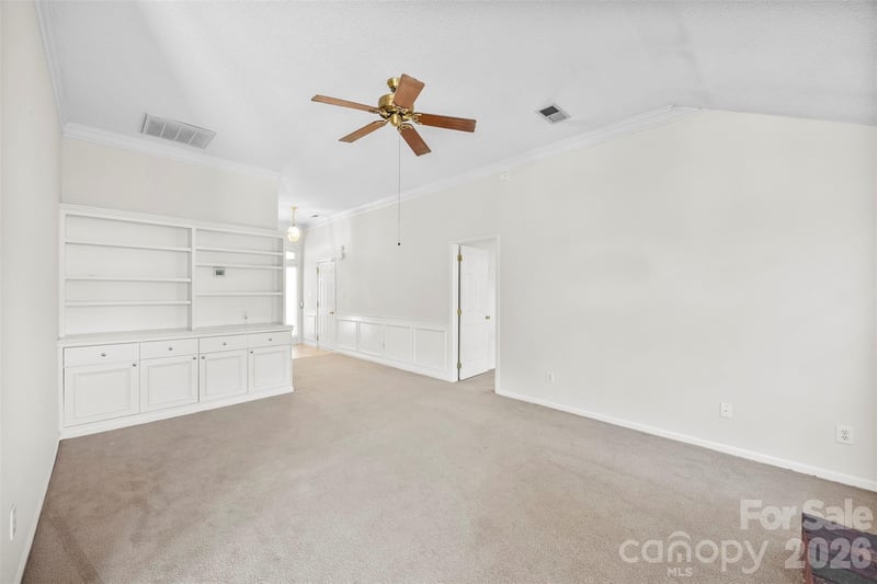4175 Medford Dr, Concord, NC 28027