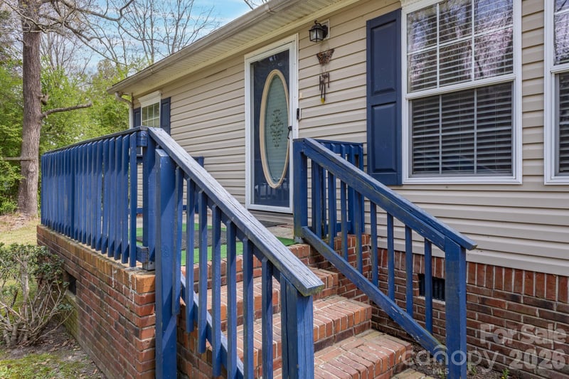 210 Pierce St #4, Warsaw, NC 28398