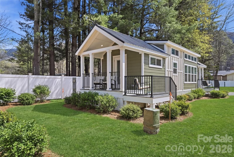 79 Getaway Ln #9, Maggie Valley, NC 28751