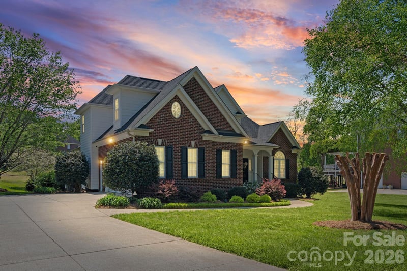531 Oak Valley Blvd, Advance, NC 27006