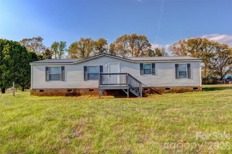 160 Baxter Way, Forest City, NC 28043