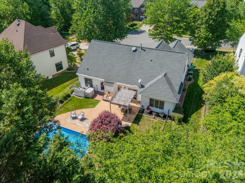 2810 Patten Hill Dr, Matthews, NC 28105