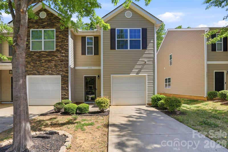 9040 Bradstreet Commons Way, Charlotte, NC 28215