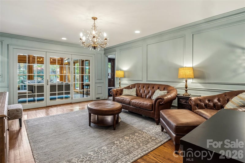 1218 Everette Pl, Hendersonville, NC 28791