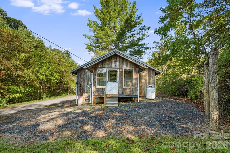 456 Maney Branch Rd, Burnsville, NC 28714