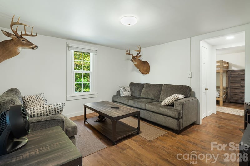456 Maney Branch Rd, Burnsville, NC 28714