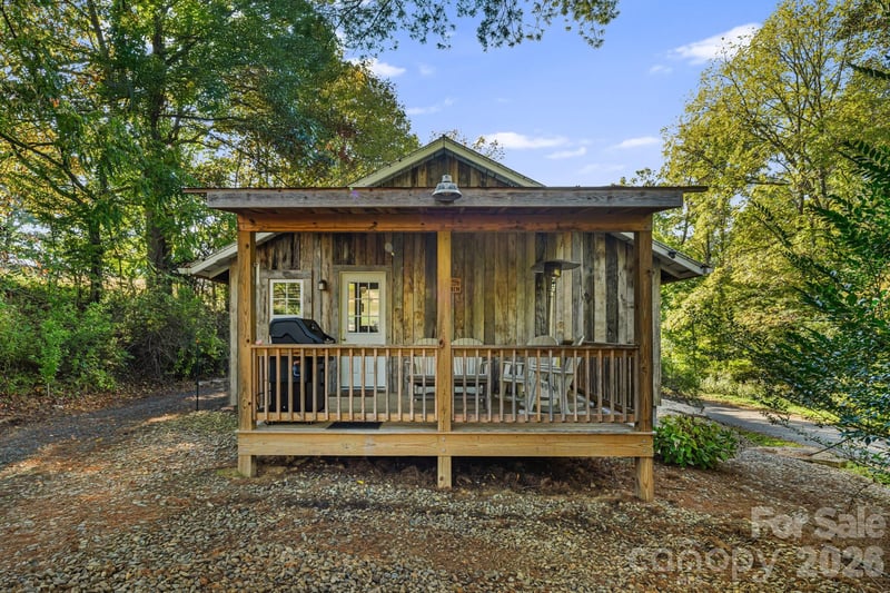 456 Maney Branch Rd, Burnsville, NC 28714