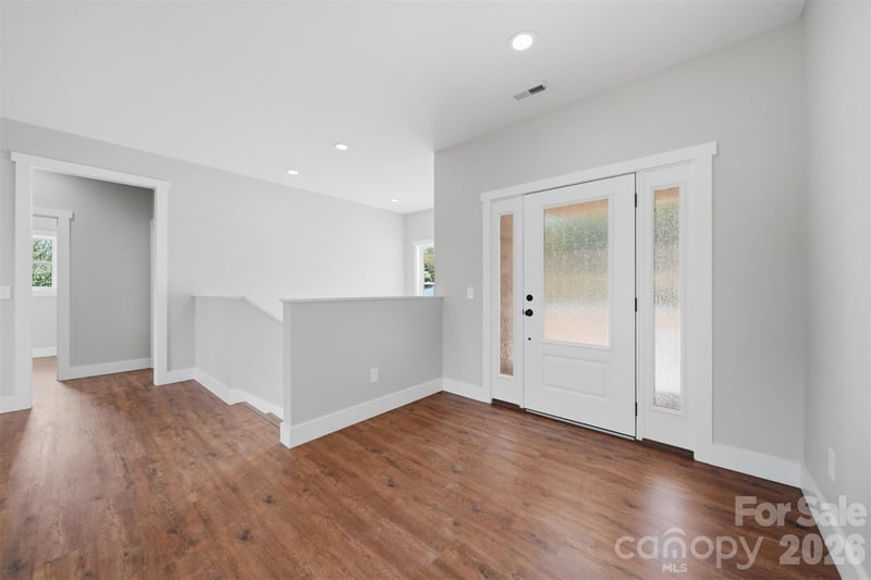 426 Huntington Woods St, Lenoir, NC 28645