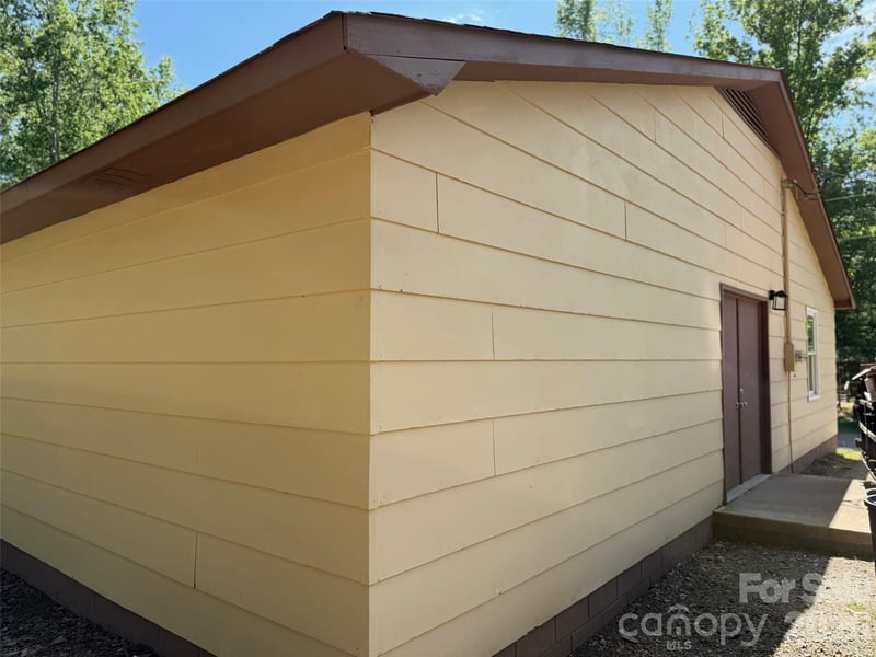 133 Daisy Ln, Blacksburg, SC 29702