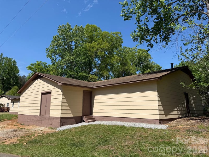 133 Daisy Ln, Blacksburg, SC 29702