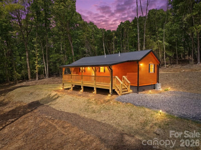 387 Tree Top Cir, Fleetwood, NC 28626
