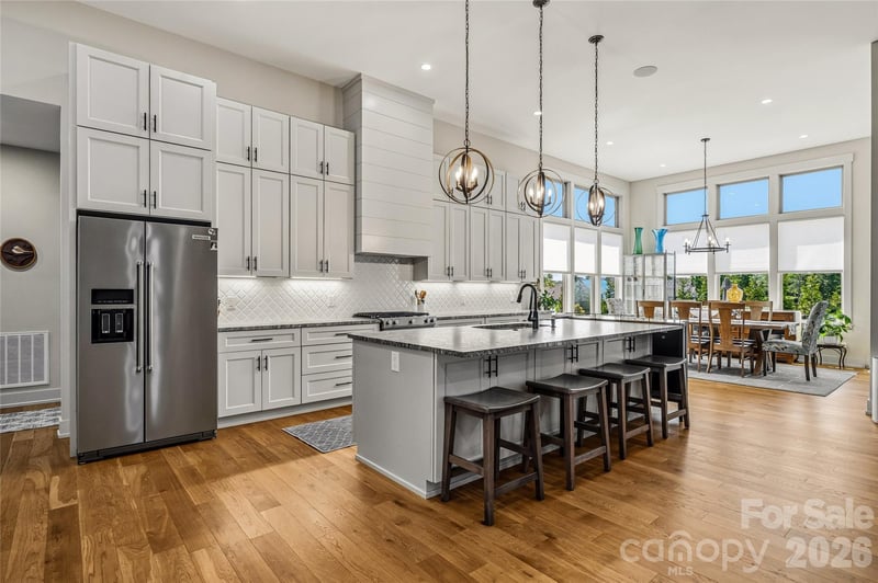 400 Samuel Dr, Mills River, NC 28759
