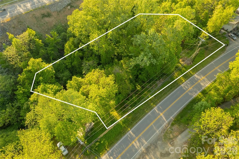 438 Weaverville Rd, Asheville, NC 28804