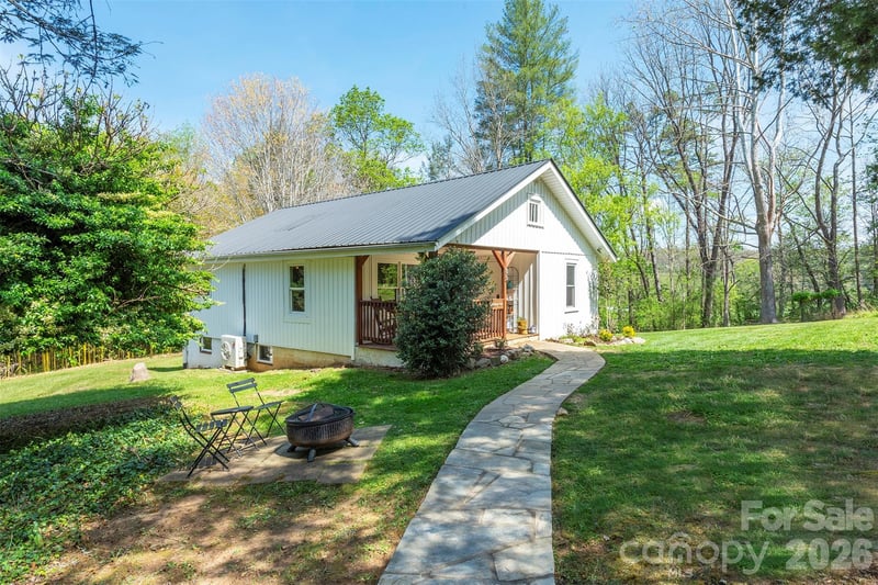 85 Cody Embler Rd, Alexander, NC 28701