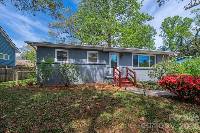 159 Sand Hill Rd, Asheville, NC 28806