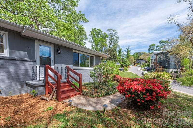 159 Sand Hill Rd, Asheville, NC 28806
