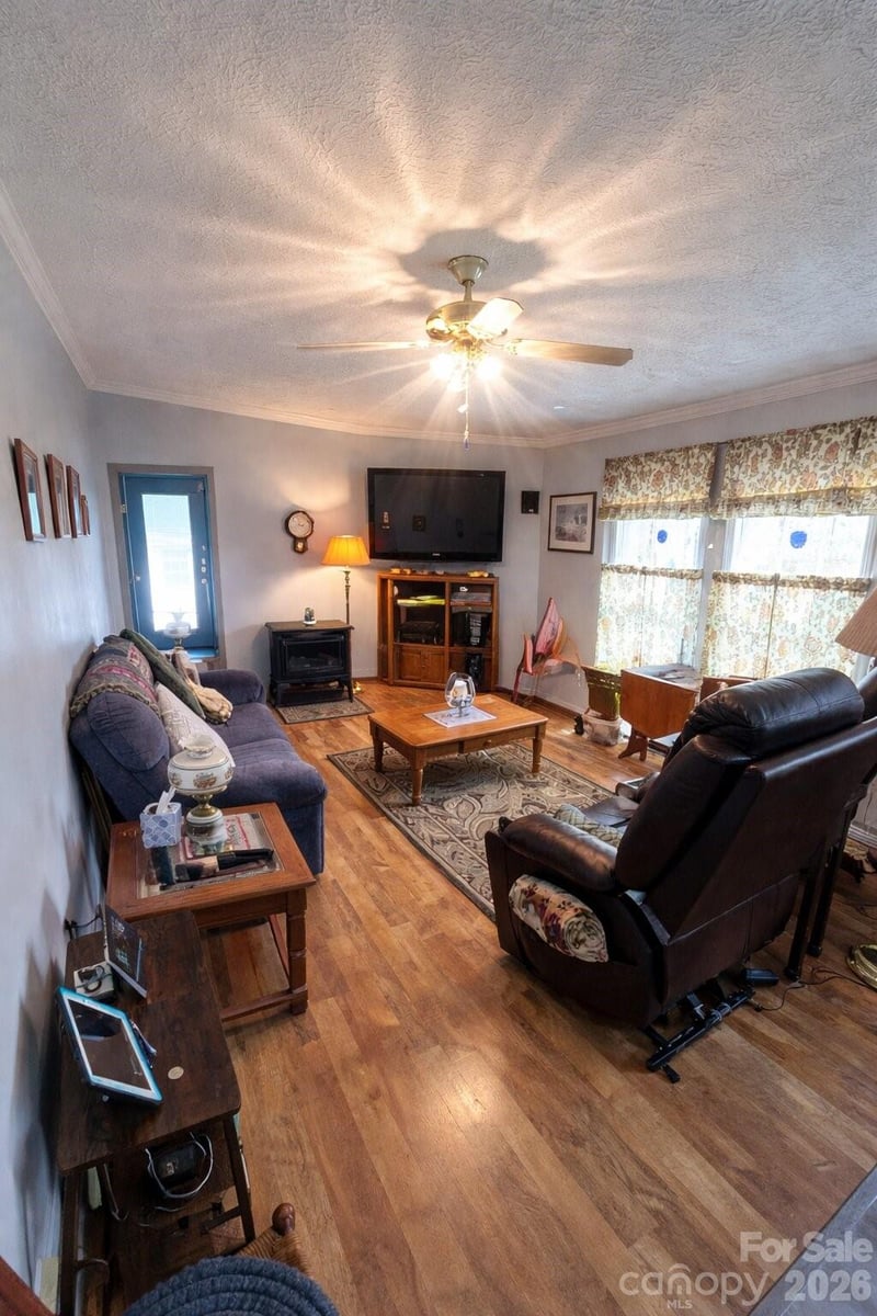 114 Ashford Dr, Olin, NC 28660