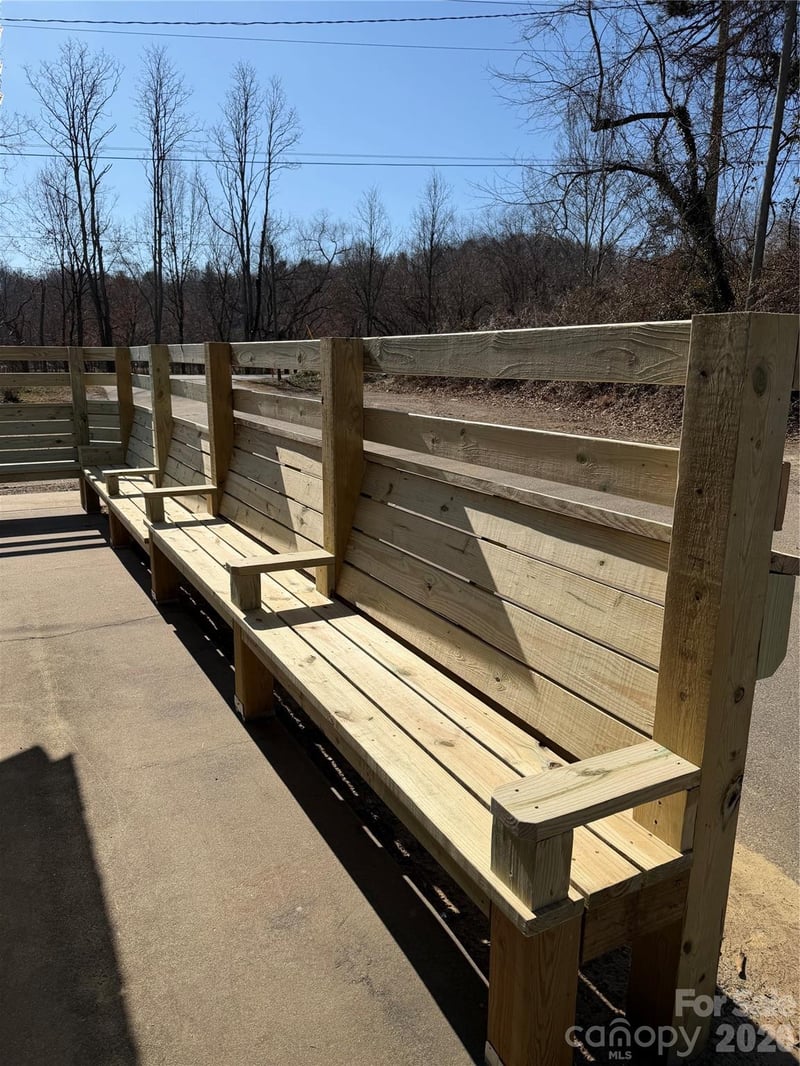 219 Amboy Rd, Asheville, NC 28806