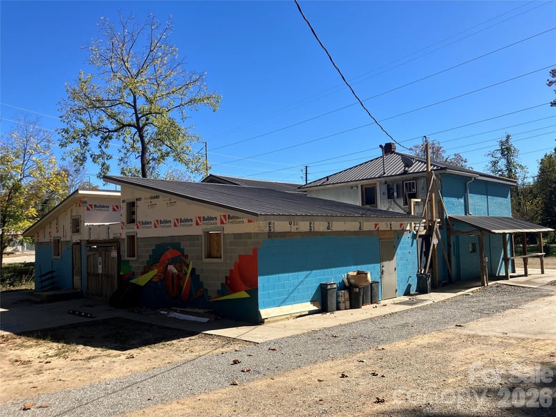 219 Amboy Rd, Asheville, NC 28806