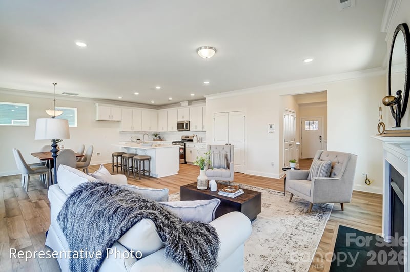 13127 Foxberry Rd, Charlotte, NC 28213
