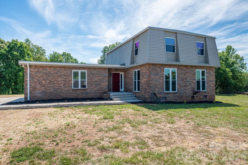 2765 Lafayette St, Shelby, NC 28152