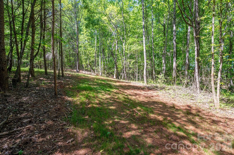 Captains Cove Ln #31, Lincolnton, NC 28092