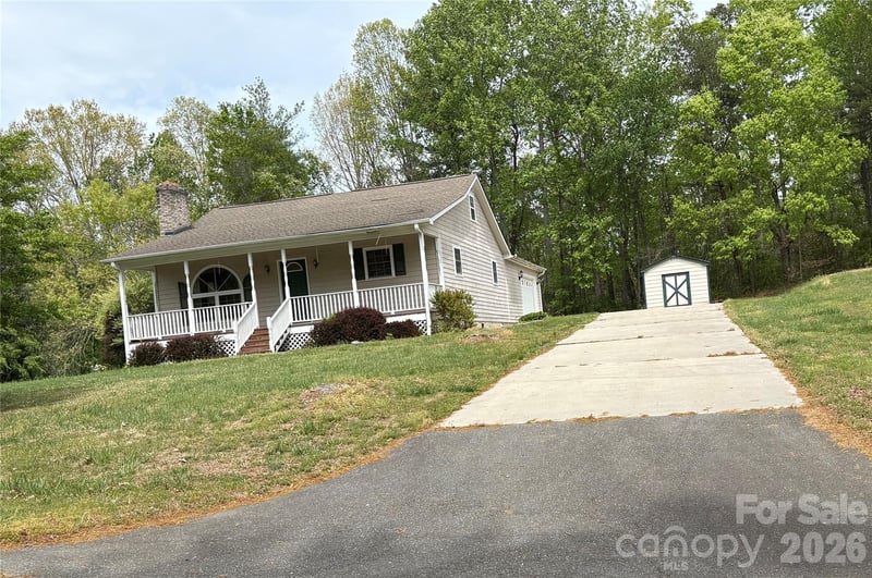 2498 Melvin Propst Dr, Morganton, NC 28655