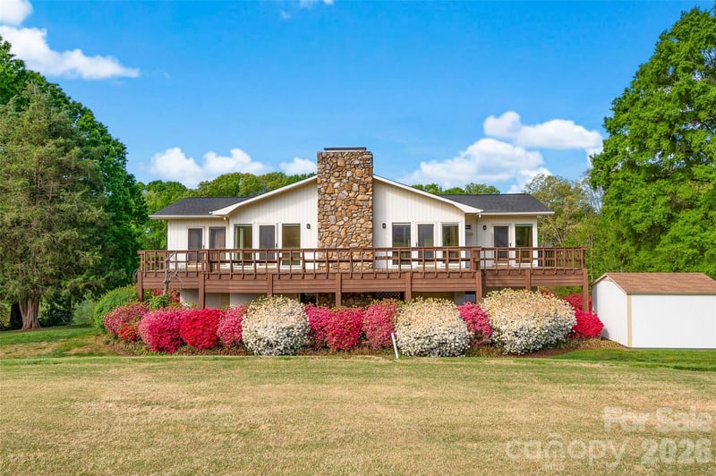 443 Gleneagles Rd, Statesville, NC 28625