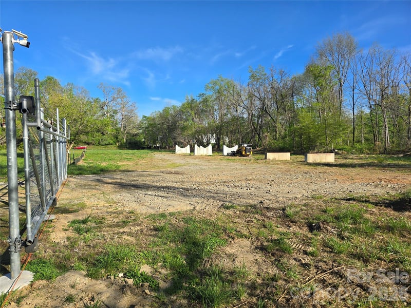 65 Mills Gap Rd, Fletcher, NC 28732