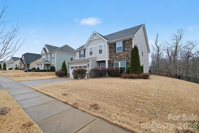 10474 Black Locust Ln, Charlotte, NC 28215