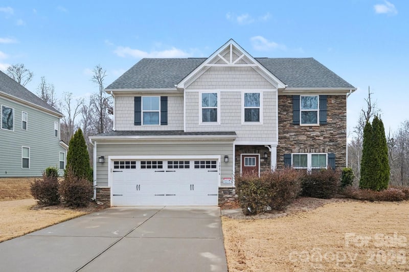 10474 Black Locust Ln, Charlotte, NC 28215