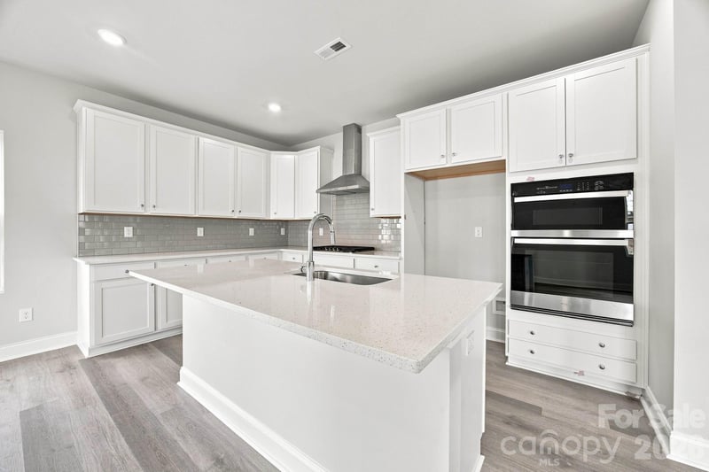 1039 Rocking Horse Rd, Indian Trail, NC 28079