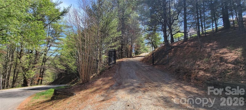 Miriam Way, Piney Creek, NC 28663
