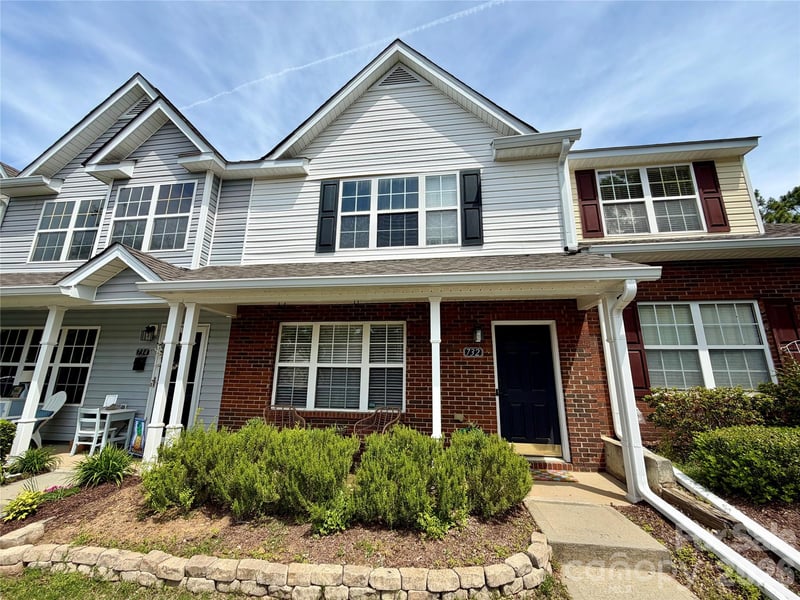 732 Rock Lake Glen, Fort Mill, SC 29715
