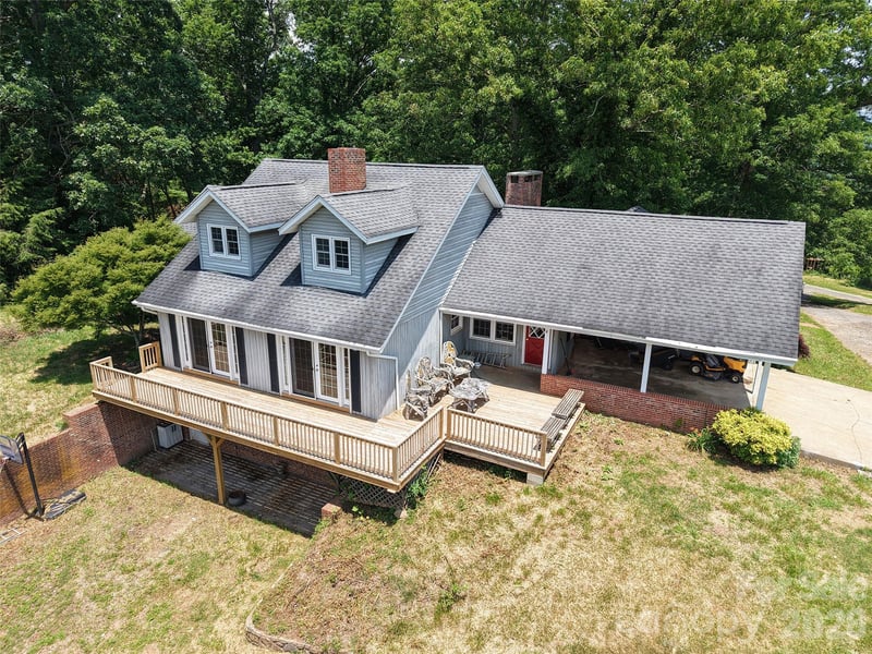 80 Gobblers Knob Dr, Clyde, NC 28721