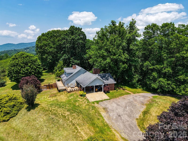80 Gobblers Knob Dr, Clyde, NC 28721