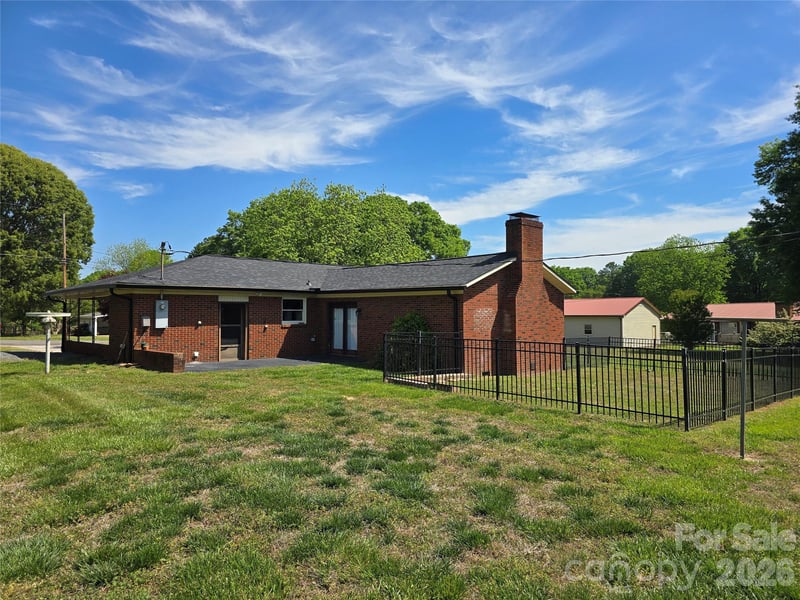 513 Sides St, Rockwell, NC 28138