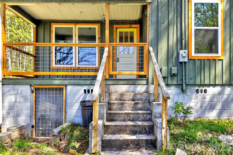 488 Cad Campbell Rd, Bakersville, NC 28705