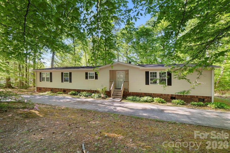 302 Coleman Dr, Lexington, NC 27292
