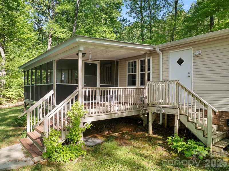 302 Coleman Dr, Lexington, NC 27292