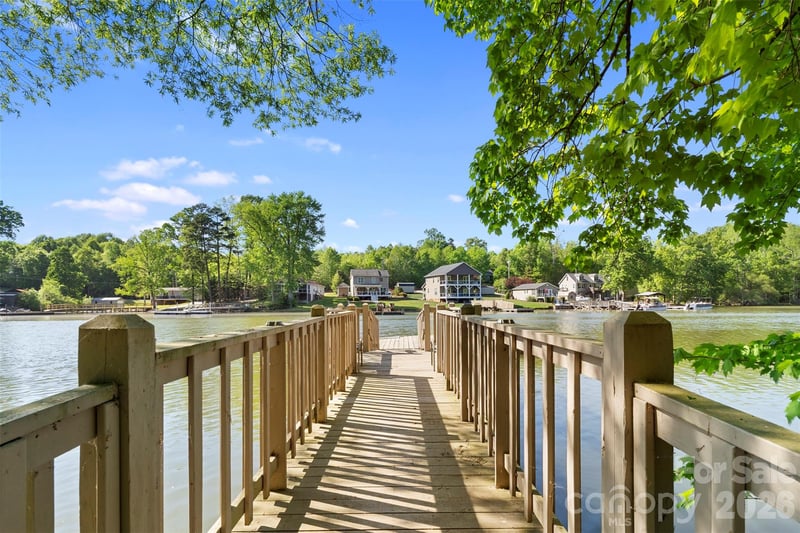 302 Coleman Dr, Lexington, NC 27292
