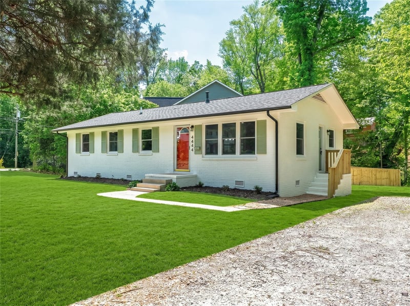 4844 Hidden Valley Rd, Charlotte, NC 28213