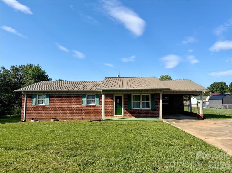 372 Ferry Rd, Forest City, NC 28043