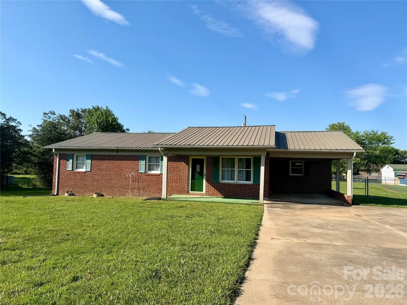 372 Ferry Rd, Forest City, NC 28043