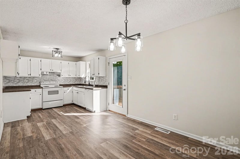112 Ridgewood Dr, York, SC 29745