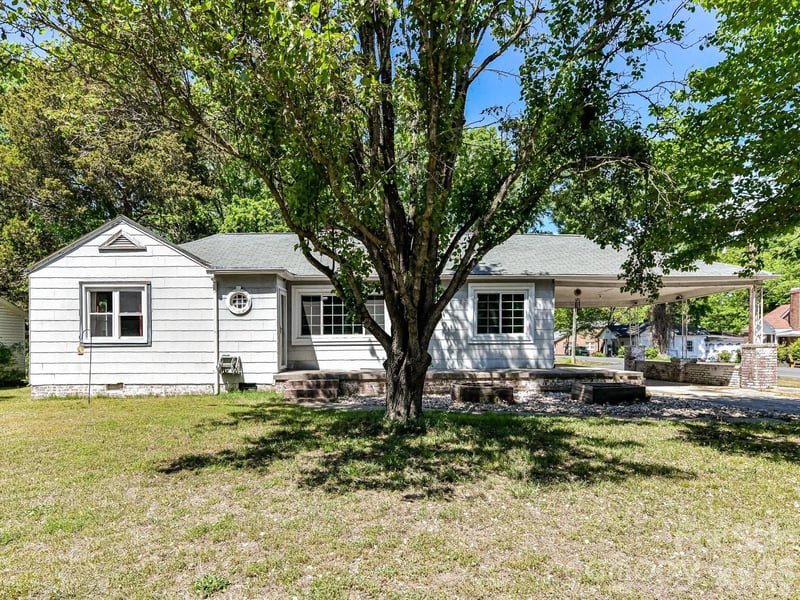154 Lancaster St, Chester, SC 29706