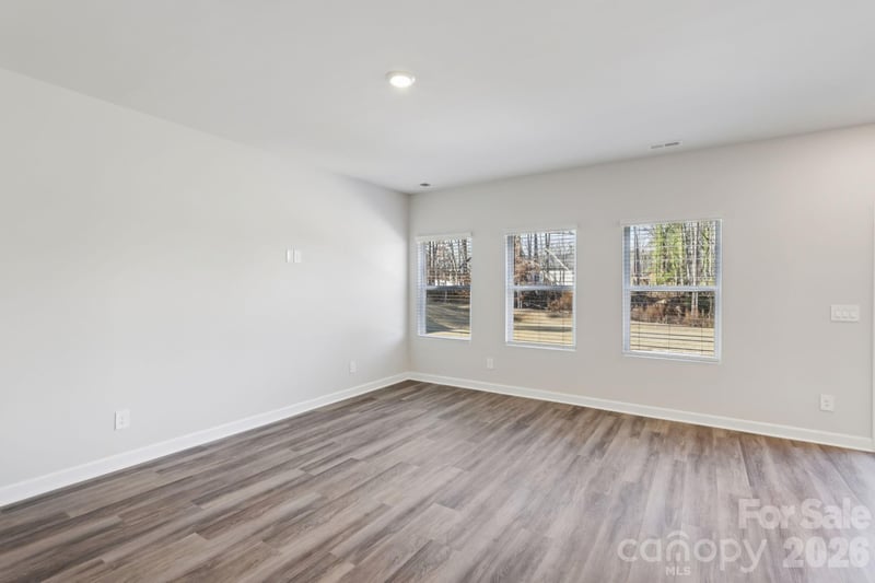 2451 Chartwell St, Stanley, NC 28164