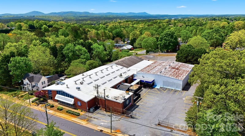 47 Duke St, Granite Falls, NC 28630