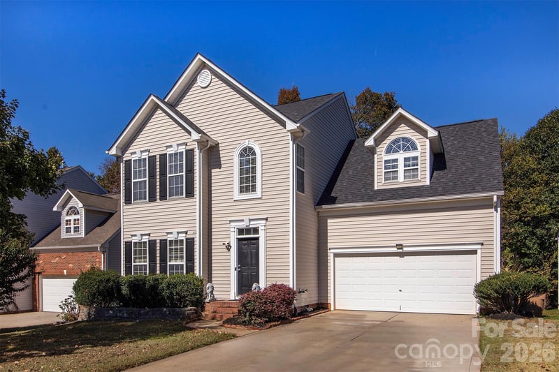 1002 Canopy Dr, Indian Trail, NC 28079