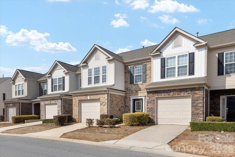 2434 Royal York Ave, Charlotte, NC 28210